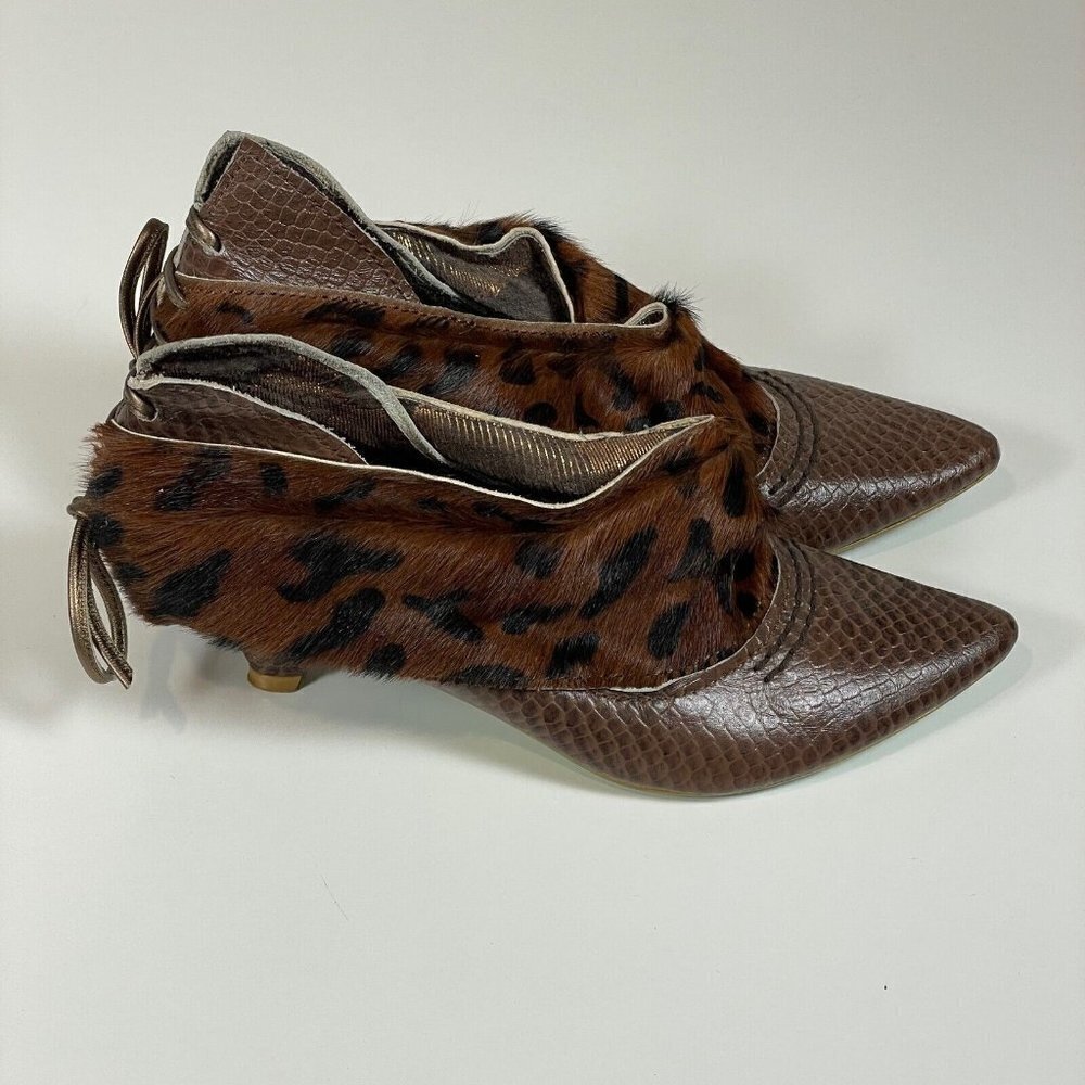 Irregular‎ Choice Tie Up Leopard Print Fur Leather Bootie Brown 36 Pointed Toe